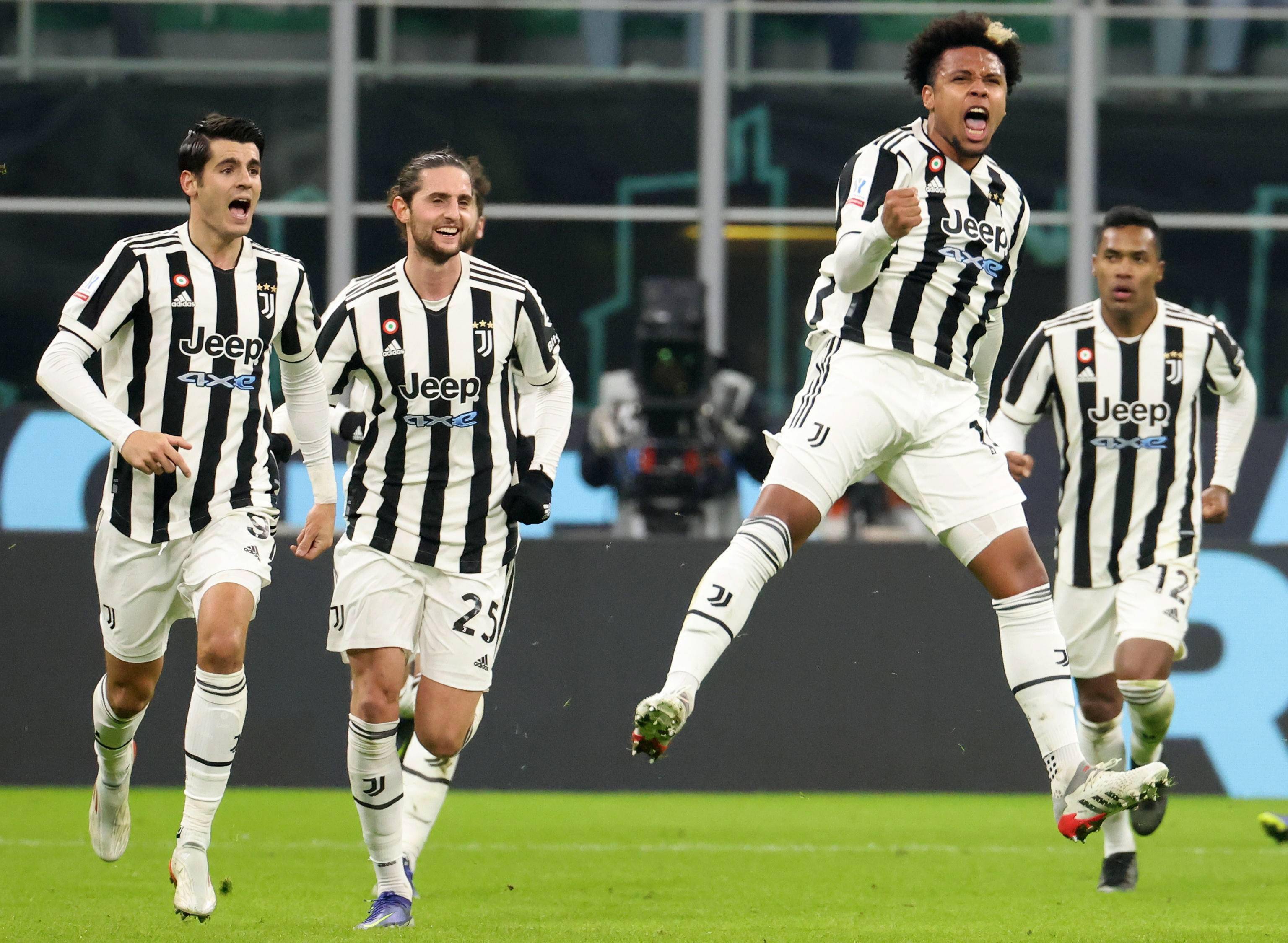 1分钟还原！杜锋又现“死亡凝视”始末，新星2次失误难以接受（1分钟复盘！杜锋再度上演“死亡凝视”，新星两度失误令人难以接受）