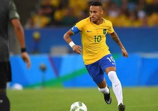 3平1负，尤文在欧冠改制以来第三次赛季开局4场不胜（尤文开局四战未胜(3平1负)，为欧冠改制后第三次）