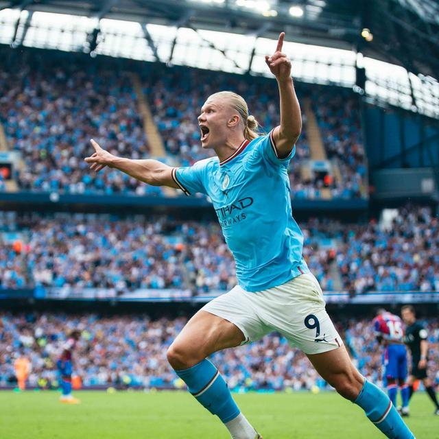 意甲媒体热议：希门尼斯经纪人表示希门尼斯从未想过离开米兰，他会留在球队（意媒聚焦：经纪人否认离队传闻，希门尼斯将留守米兰）