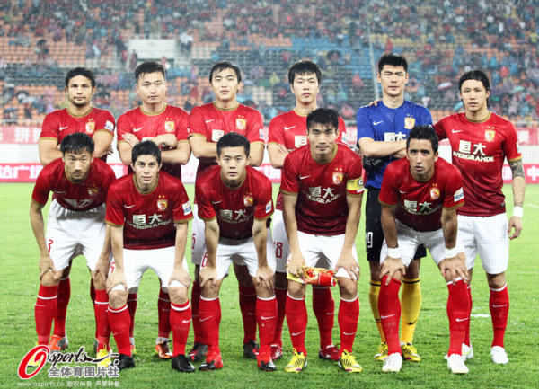 难怪杨鸣2次发火！辽宁负广州最后5分钟，三人表现太令他失望（辽篮末5分钟不敌广州，三将低迷致杨鸣两度动怒）