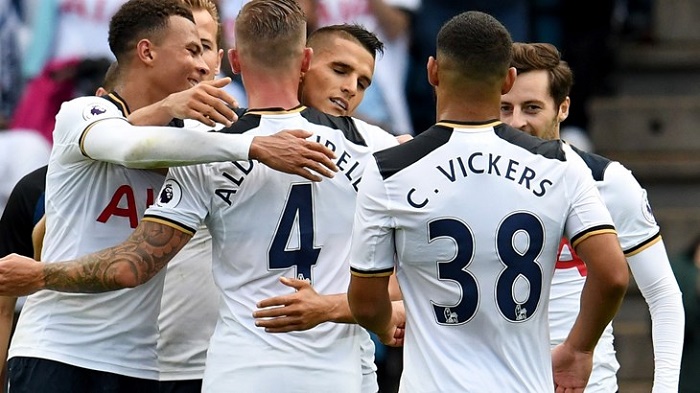 新国足年内重组无望 邵佳一要大换血弃用4大老将 3大新星成中流砥柱（新国足年内重组渺茫 邵佳一拟大换血弃用四老将 三新星有望挑大梁）