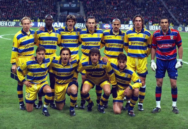 杨瀚森首次首发出战19分钟生涯新高，得到4分5篮板2助攻（杨瀚森迎来生涯首次首发，出场19分钟创新高，贡献4分5篮板2助攻）