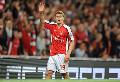 迈阿密国际4-0辛辛那提晋级四强，梅西助攻戴帽+头球破门，阿连德双响（迈阿密国际4比0横扫辛辛那提闯入四强：梅西助攻帽子戏法+头球得分，阿连德梅开二度）