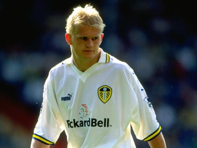 邮报：消息人士怀疑利物浦不再报价是怂了，并在吊着伊萨克（邮报：消息源称利物浦被疑示弱暂停报价，并继续观望伊萨克）