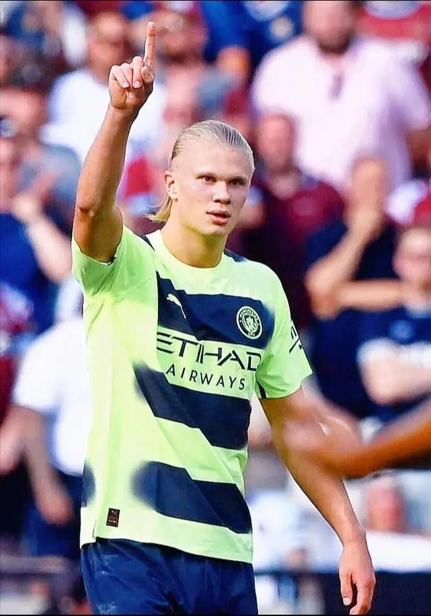 中国男篮关键时刻连丢3篮板，连续追分最后功亏一篑（关键时刻篮板三连失，中国男篮反扑到最后仍憾负）